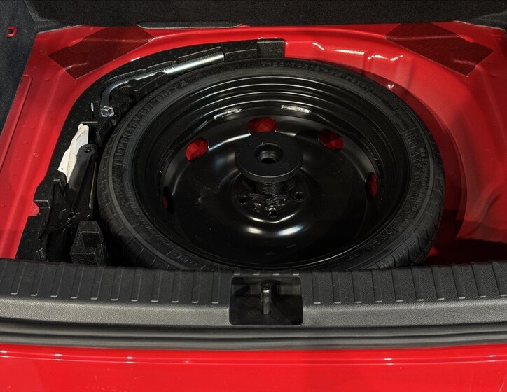 Škoda Karoq SUV / Terénní 2,0 l 85 kw