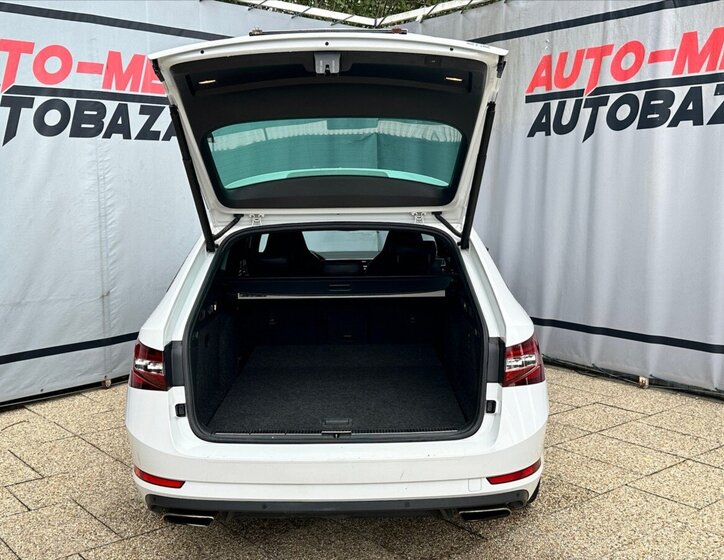 Škoda Superb Kombi 2,0 l 206 kw
