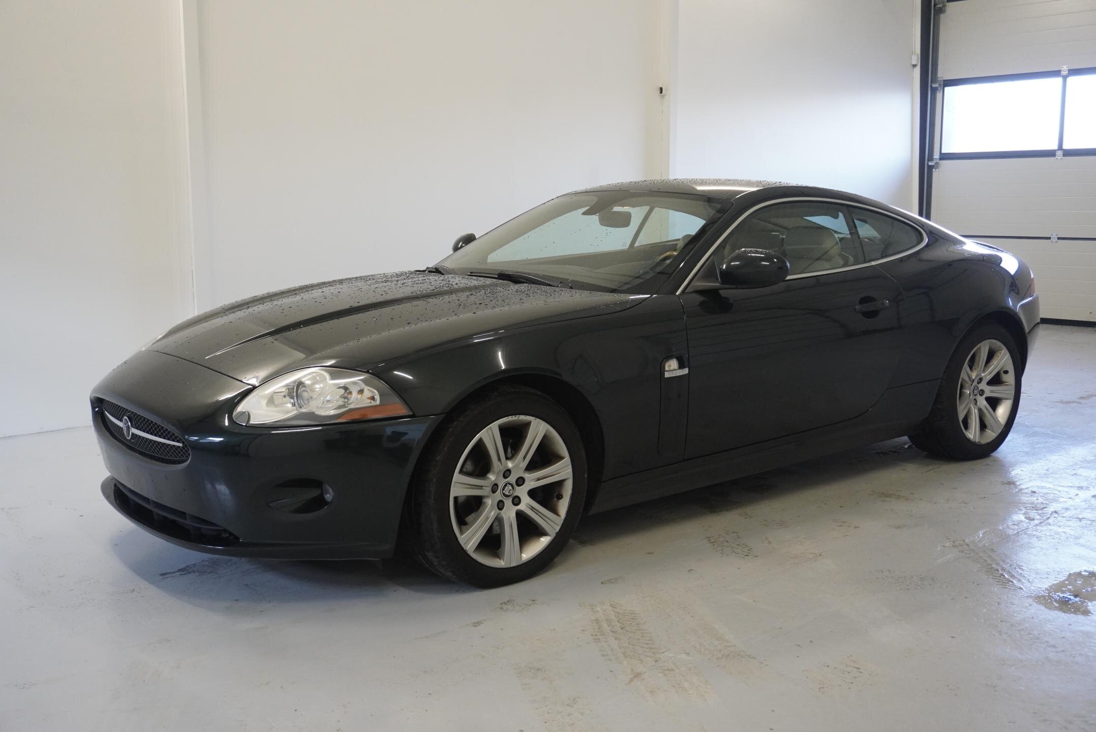 Jaguar XK8 Ostatní 4,2 l 219 kw