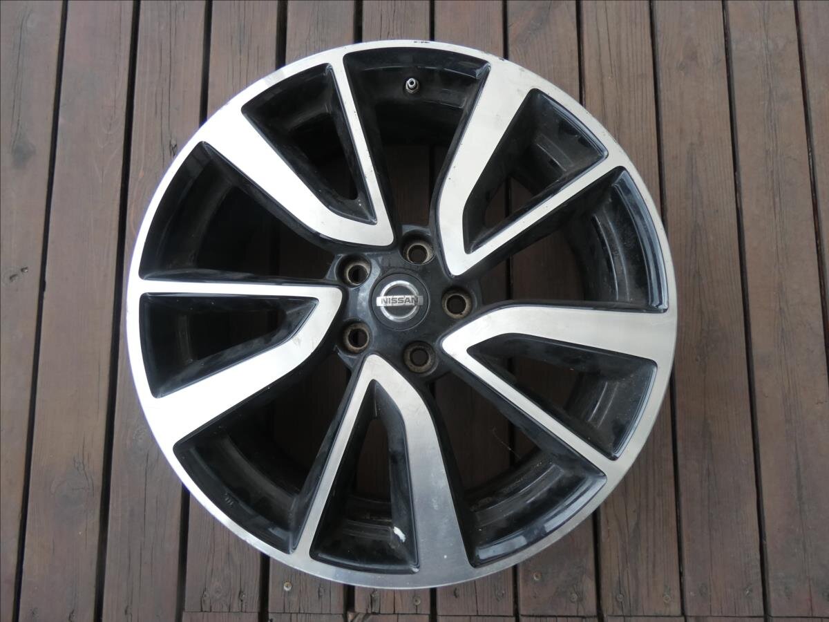 Nissan Qashqai SUV / Terénní 1,2 l 85 kw