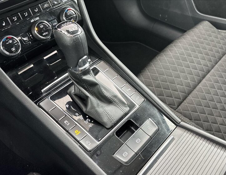 Škoda Superb Kombi 2,0 l 140 kw