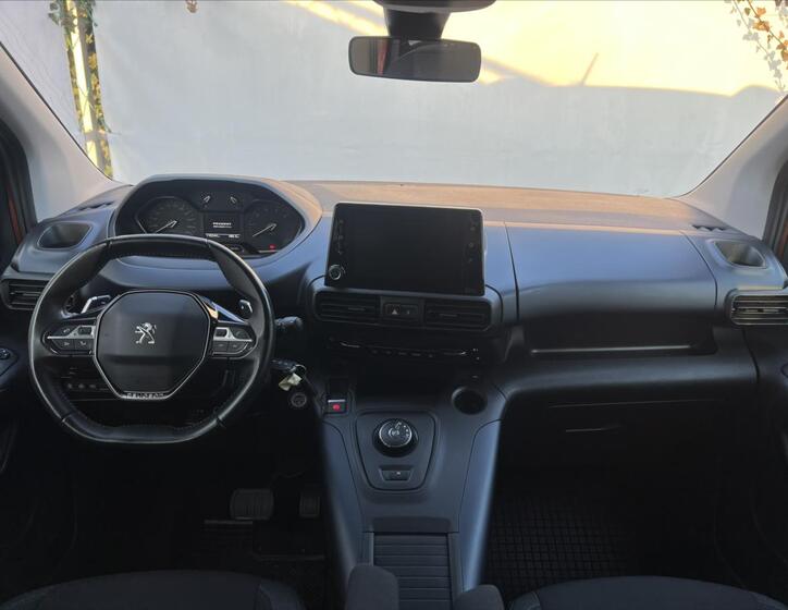 Peugeot Rifter 19