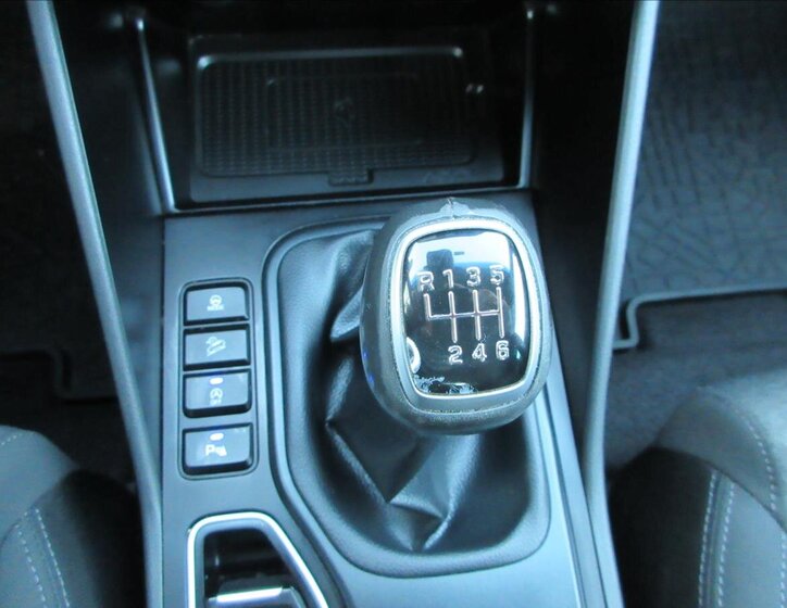 Hyundai Tucson SUV 1,6 l 100 kw