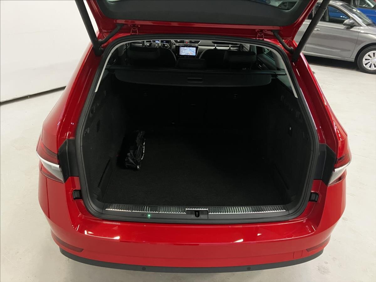 Škoda Superb Kombi 2,0 l 147 kw