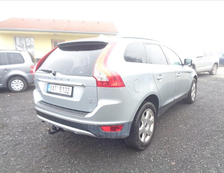 Volvo XC60 6