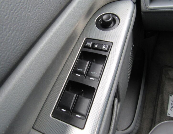 Jeep Grand Cherokee SUV 3,7 l 148 kw