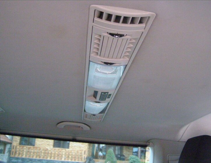 Volkswagen Caravelle MPV 2,0 l 103 kw