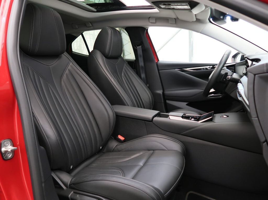 DS Automobiles DS4 Hatchback 1,6 l 132 kw