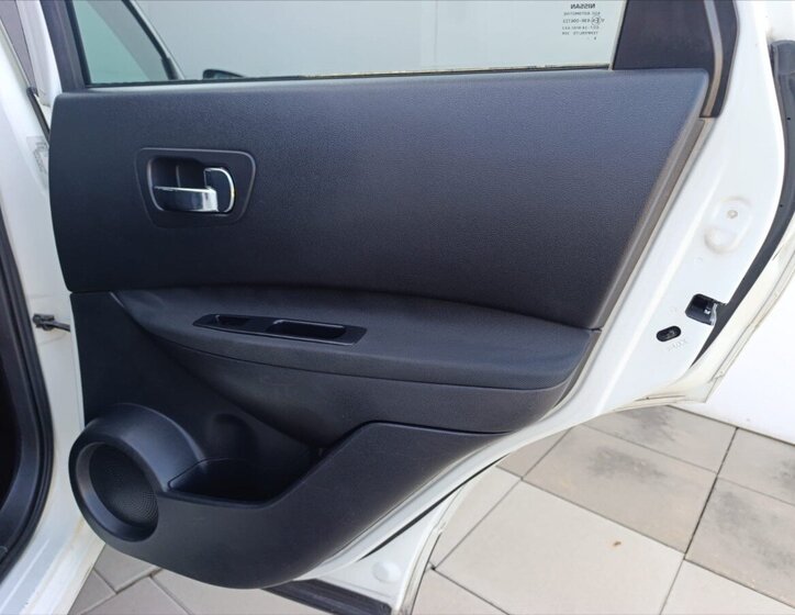 Nissan Qashqai SUV / Terénní 1,5 l 78 kw