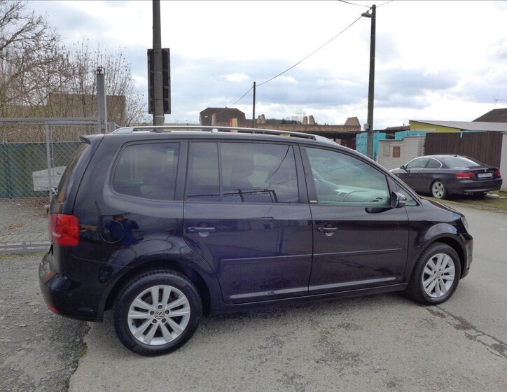 Volkswagen Touran Kombi 1,4 l 103 kw