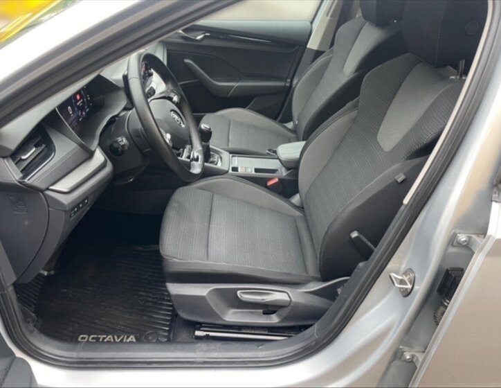 Škoda Octavia Kombi 2,0 l 85 kw