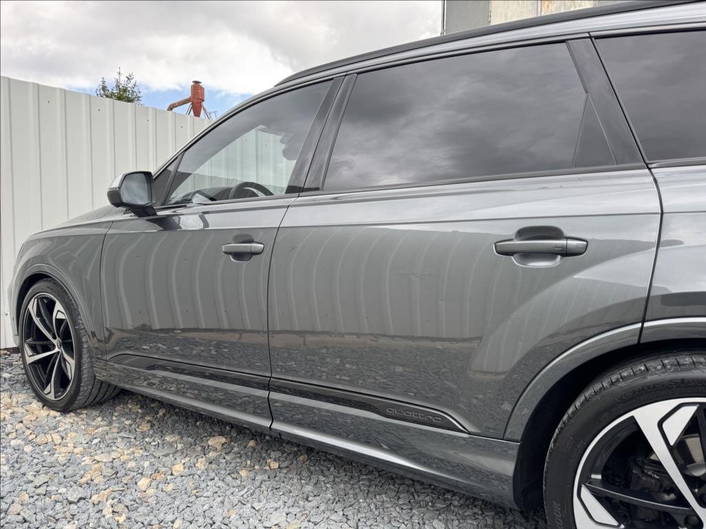 Audi SQ7 Kombi 4,0 l 320 kw