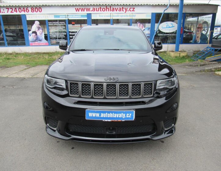 Jeep Grand Cherokee SUV / Terénní 6,2 l 527 kw