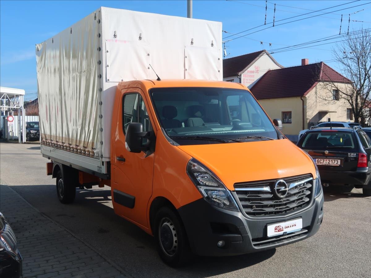 Opel Movano