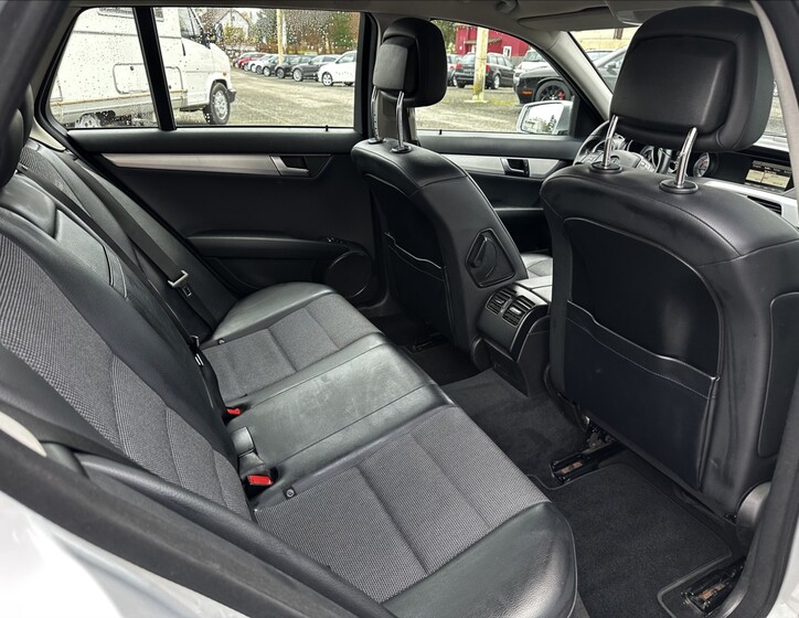 Mercedes-Benz Třídy C 18