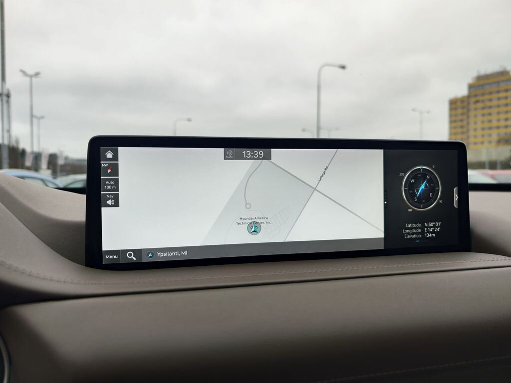 Ostatní Ostatní SUV 3,5 l 279 kw