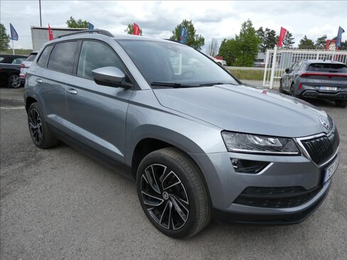 Škoda Karoq SUV / Terénní 2,0 l 110 kw