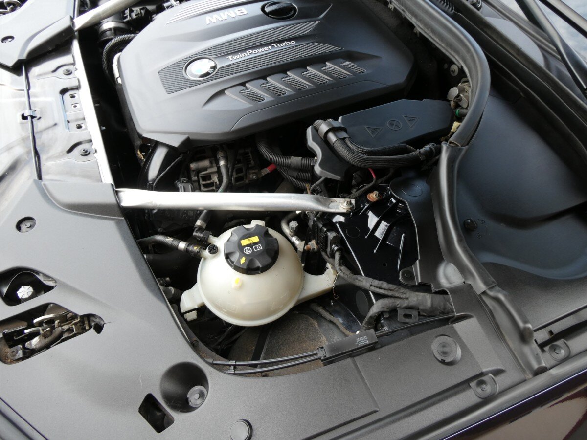 BMW Řada 5 Kombi 3,0 l 235 kw