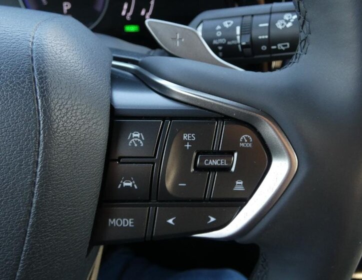 Lexus RX 350h SUV / Terénní 2,5 l 140 kw