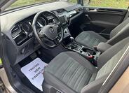 Volkswagen Touran 27
