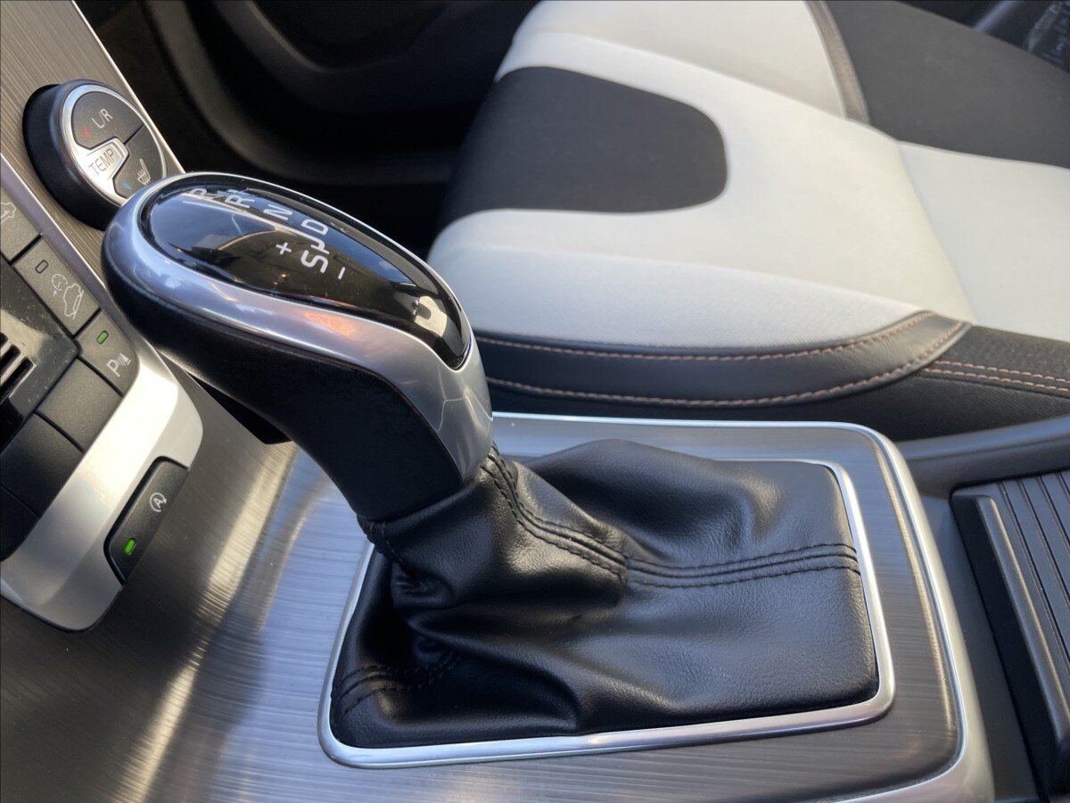 Volvo V40 Hatchback 2,0 l 140 kw