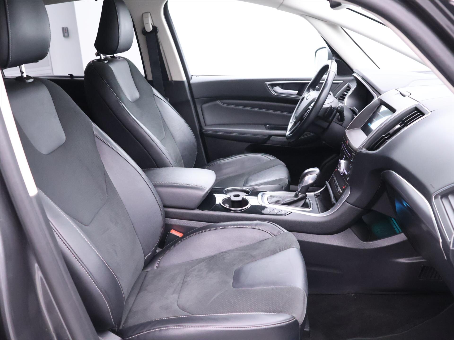 Ford S-MAX MPV 2,0 l 132 kw