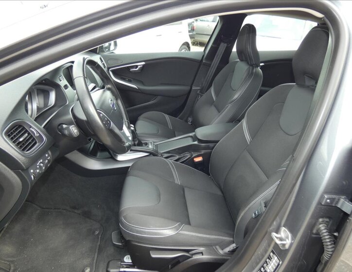 Volvo V40 Hatchback 2,0 l 88 kw