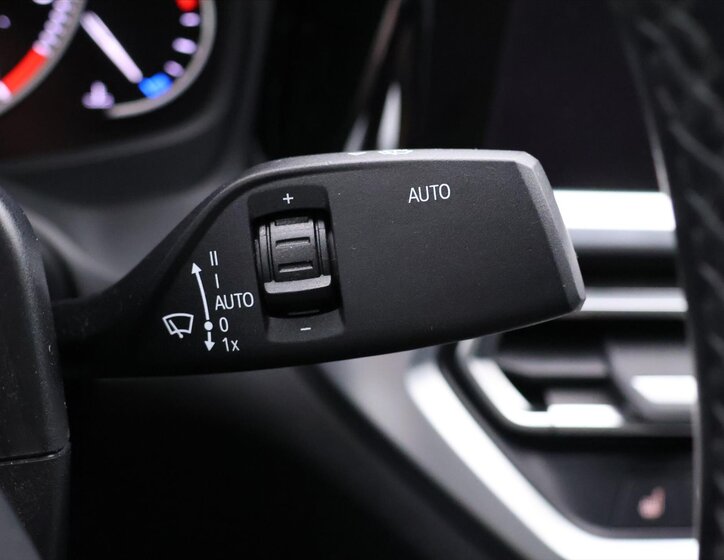 BMW Řada 3 Sedan / Limuzína 3,0 l 195 kw