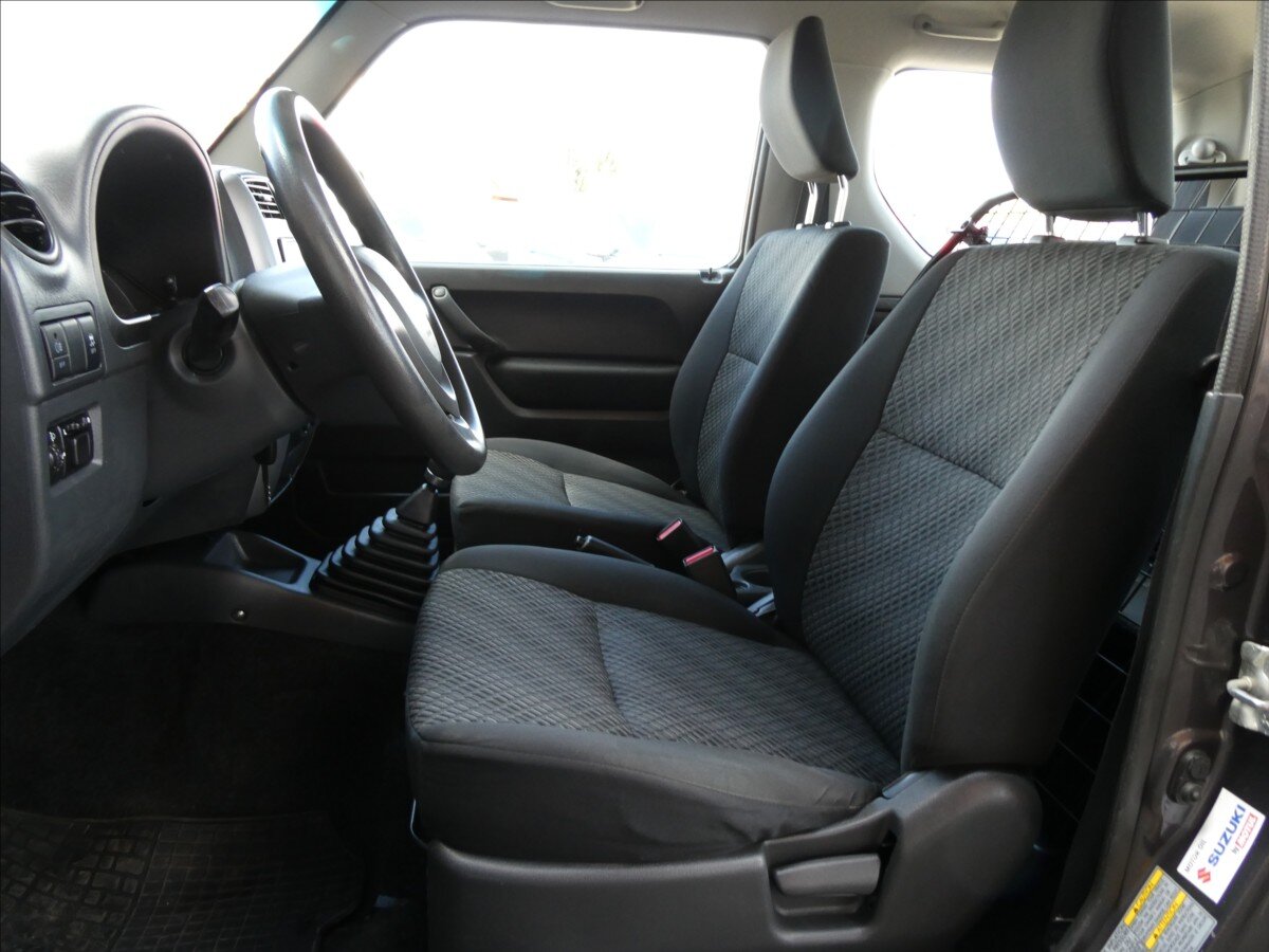 Suzuki Jimny SUV / Terénní 1,3 l 62 kw