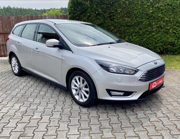 Ford Focus Kombi 1,5 l 88 kw