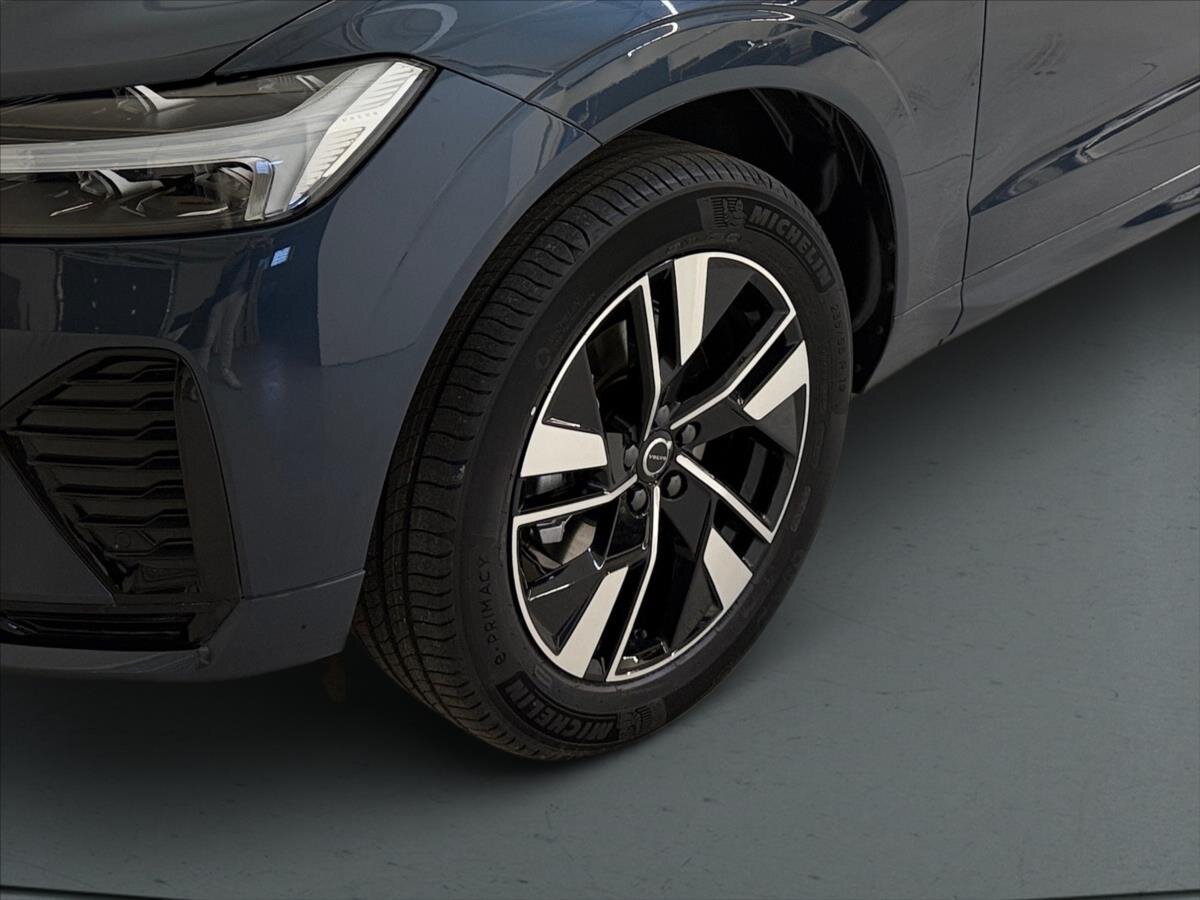 Volvo XC60 SUV / Terénní 2,0 l 184 kw