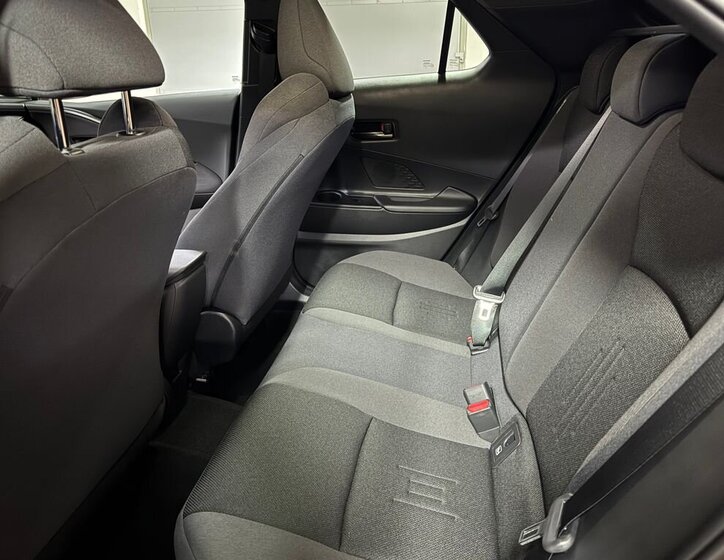 Toyota C-HR Hatchback 1,8 l 90 kw