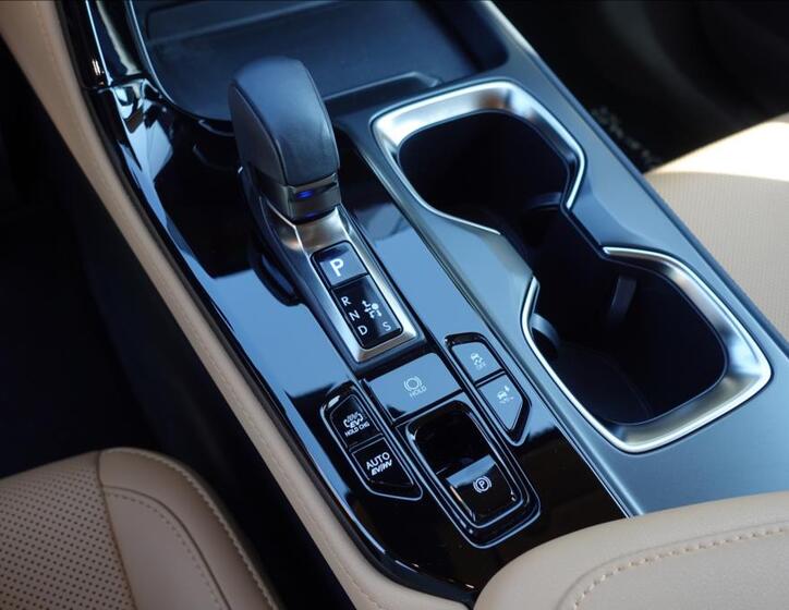 Lexus NX 450h plus 26