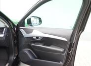 Volvo XC90 32