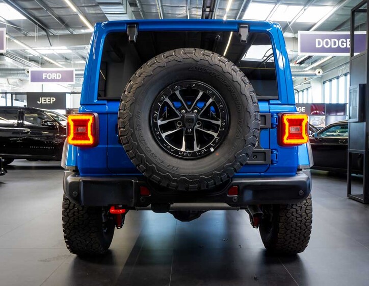Jeep Wrangler 5