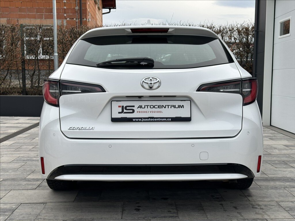 Toyota Corolla Kombi 1,2 l 85 kw