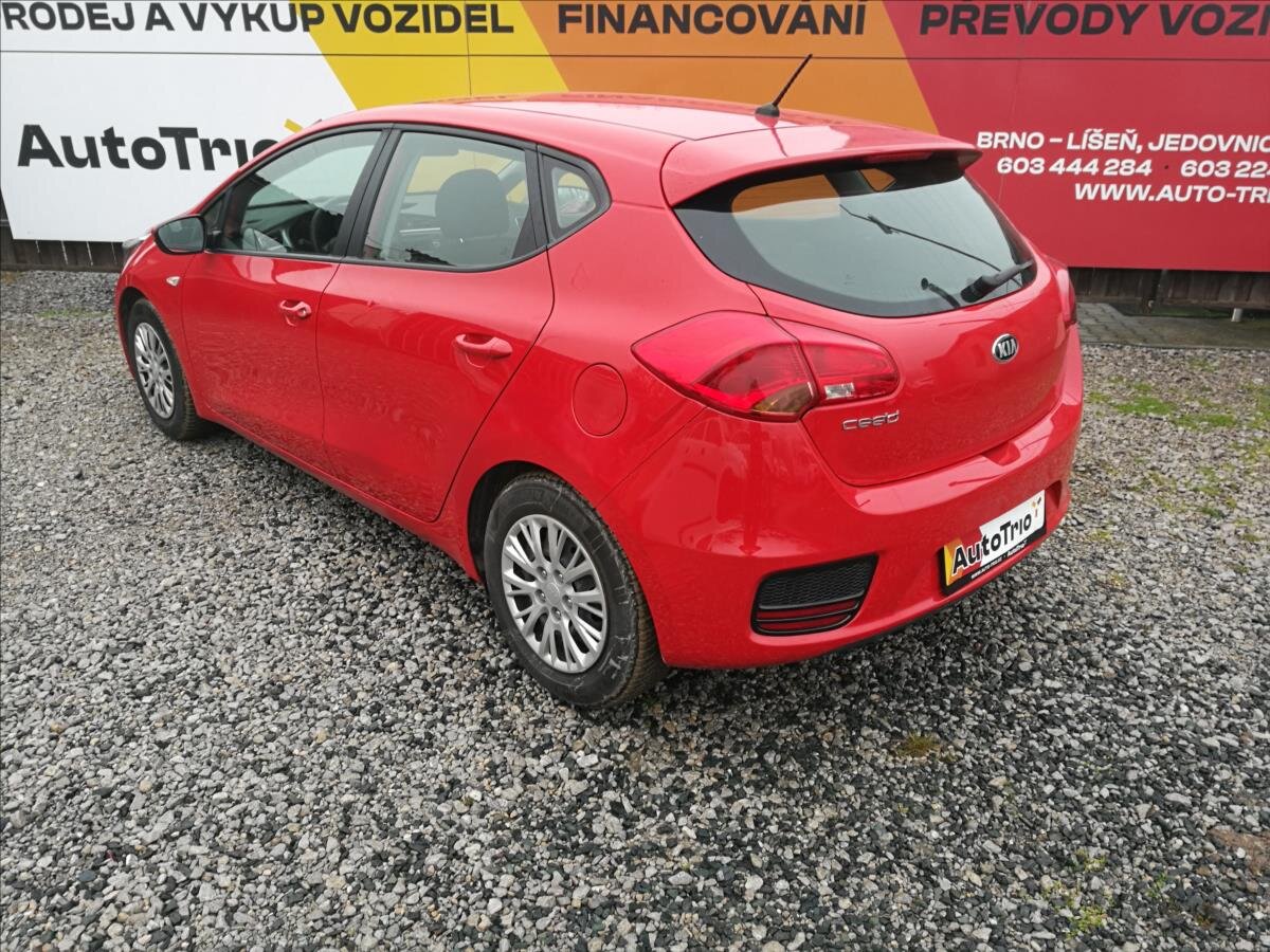 KIA Ceed Hatchback 1,4 l 73 kw