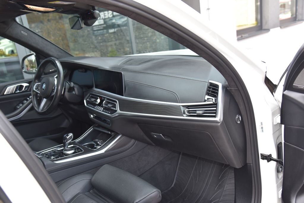 BMW X7 SUV / Terénní 3,0 l 195 kw