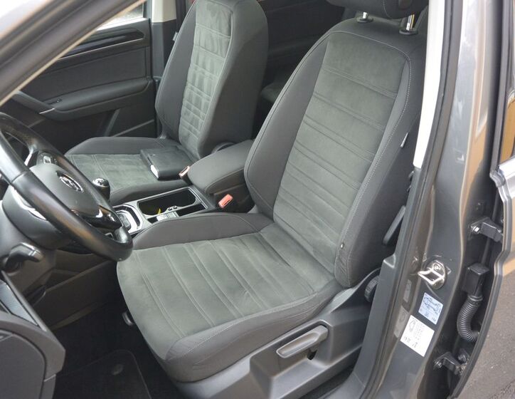 Volkswagen Touran 10