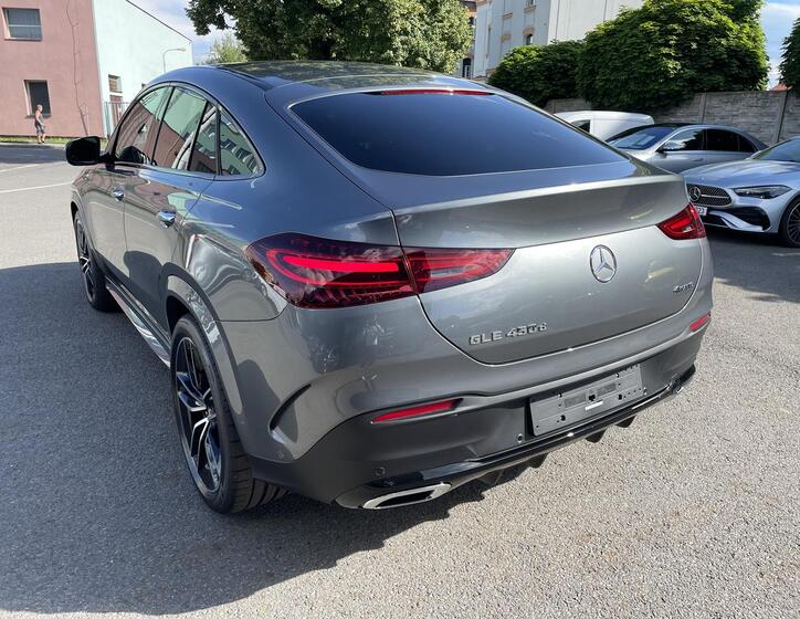 Mercedes-Benz GLE 4