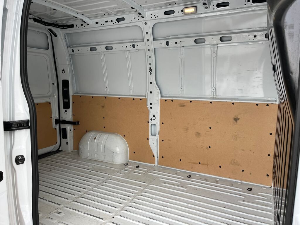 Nissan Interstar Skříň 2,3 l 100 kw