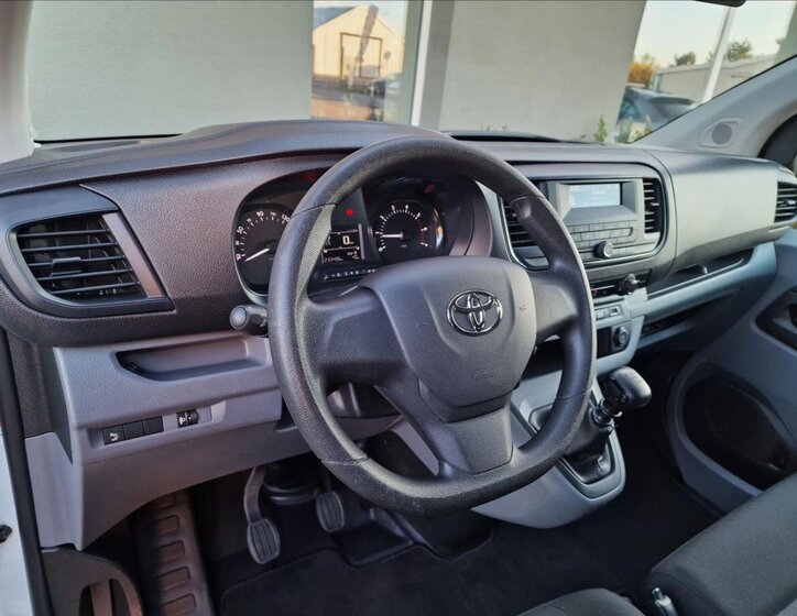 Toyota ProAce Verso MPV 2,0 l 106 kw