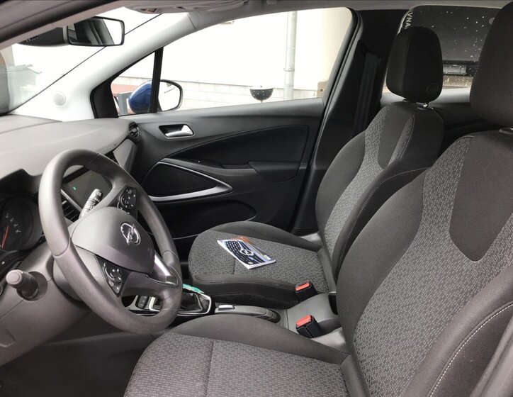 Opel Crossland X Kombi 1,2 l 81 kw