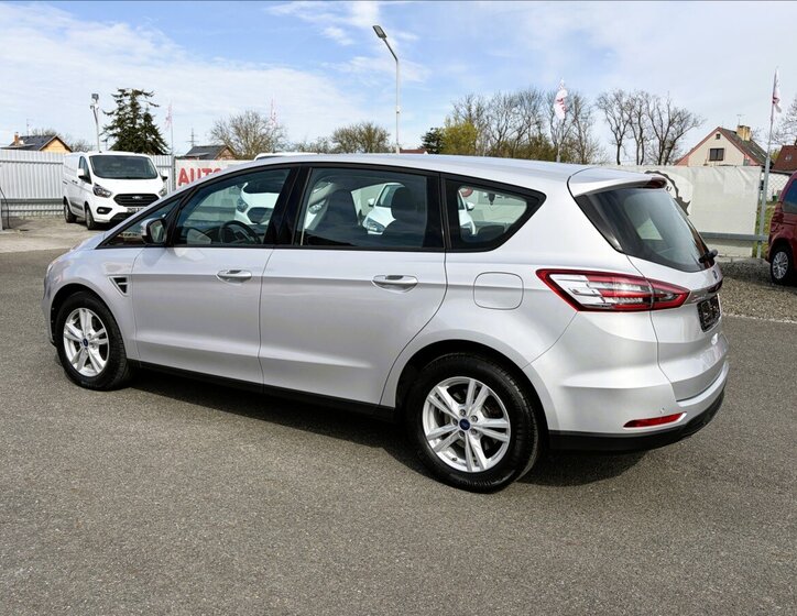 Ford S-MAX Kombi 2,0 l 110 kw