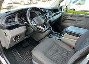 Volkswagen Caravelle 14