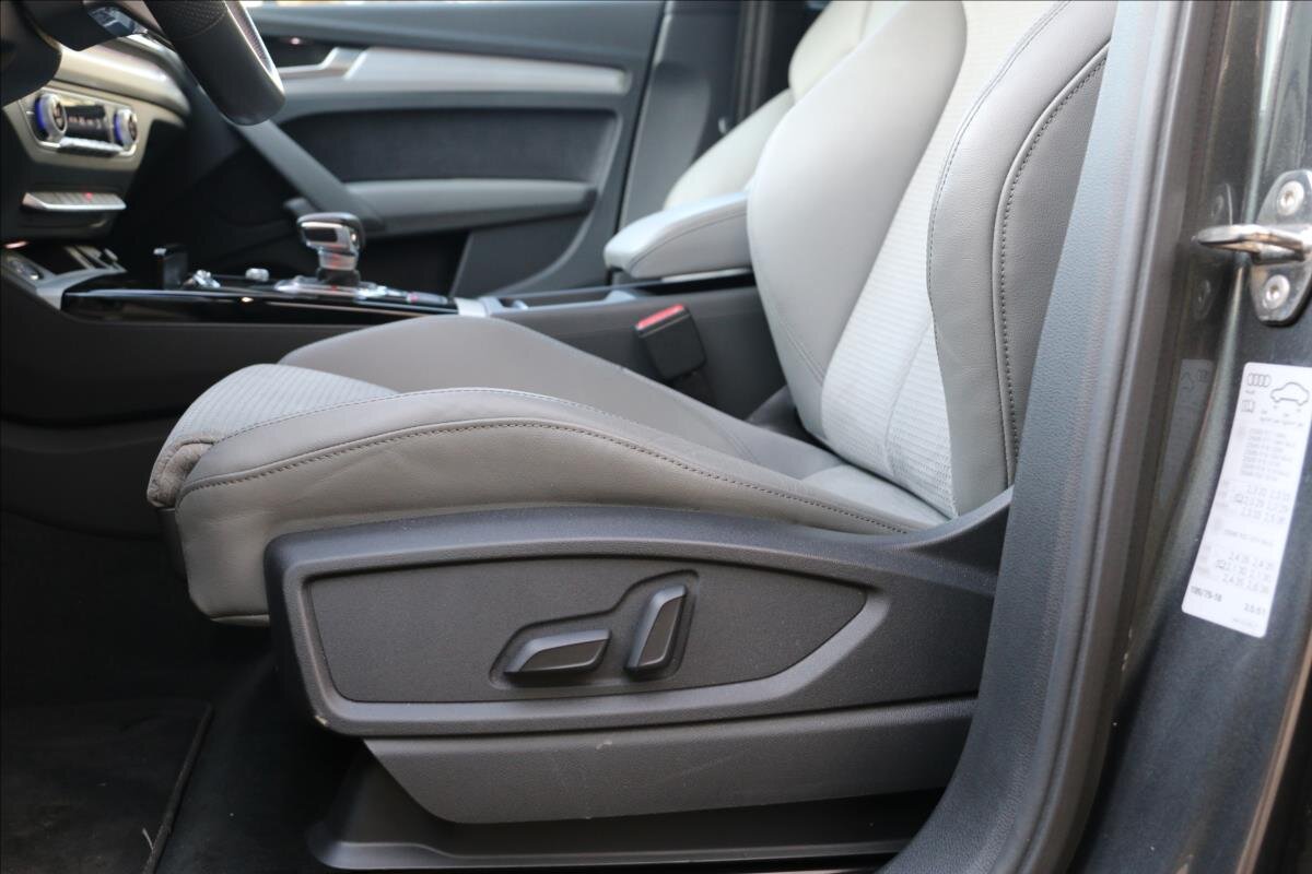 Audi Q5 SUV 2,0 l 150 kw