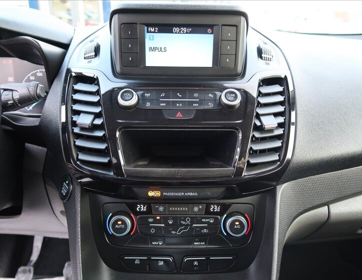 Ford Tourneo Connect MPV 1,5 l 88 kw