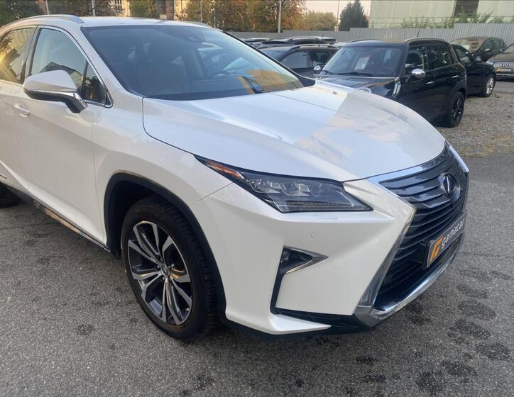 Lexus RX 22