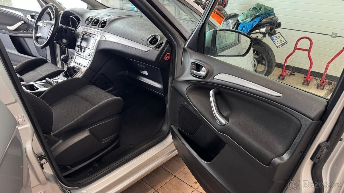 Ford S-MAX SUV / Terénní 0,0 103 kw