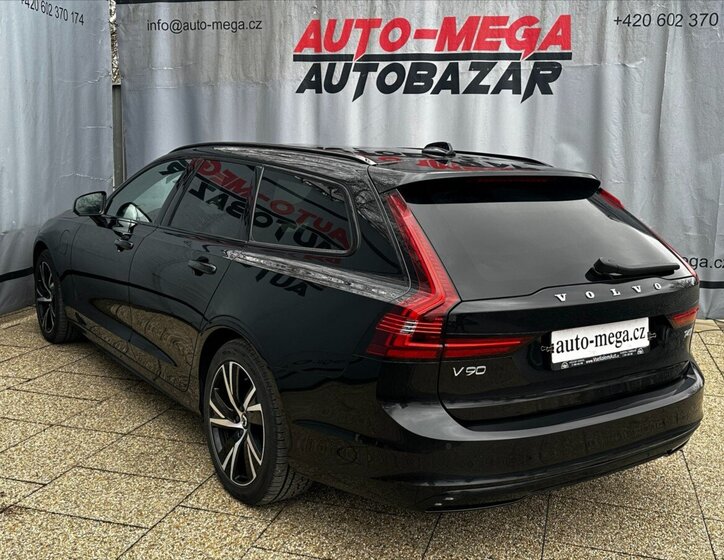 Volvo V90 Kombi 2,0 l 186 kw